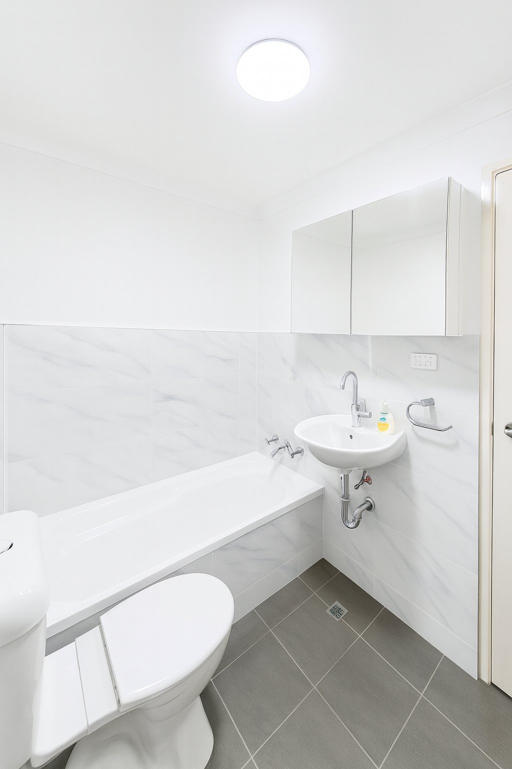 10/4 Nagle Street LIVERPOOL 6