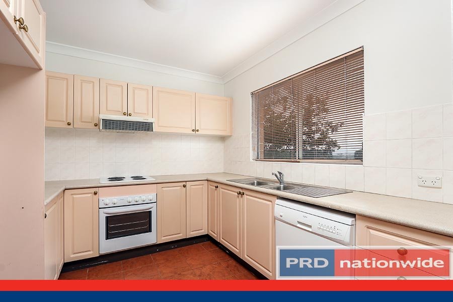 10/4 Ocean Street PENSHURST 4