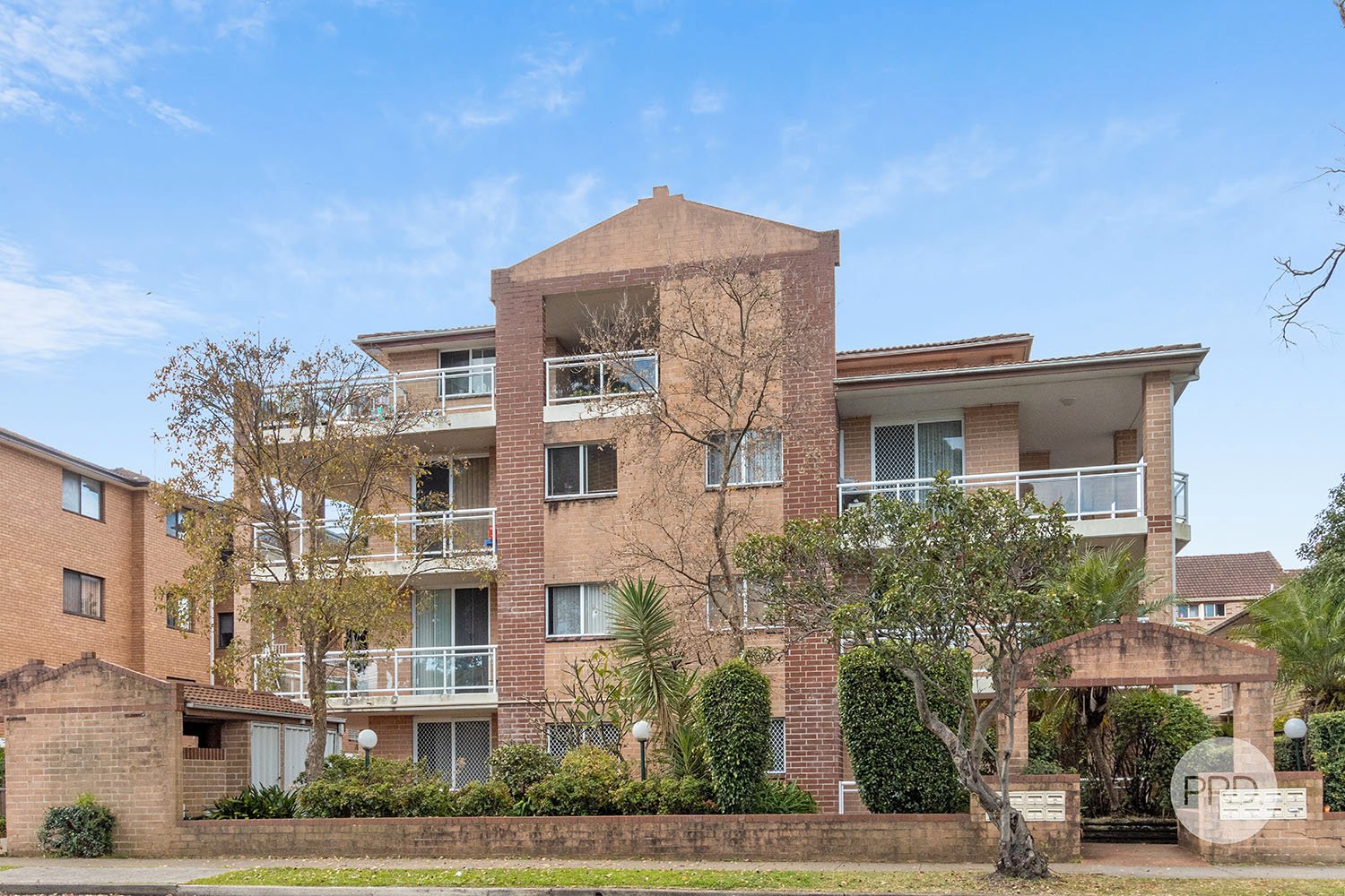 10/4 Ocean Street PENSHURST 1