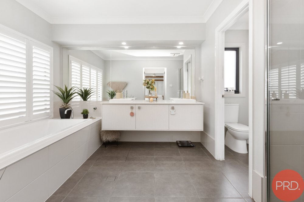 104 Reginald Street GRETA 18