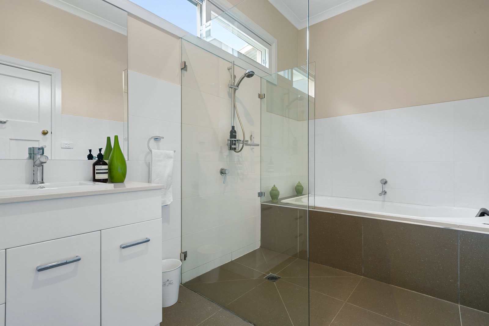 Real Estate and Property in 104 Royal Parade, Riddells Creek, VIC