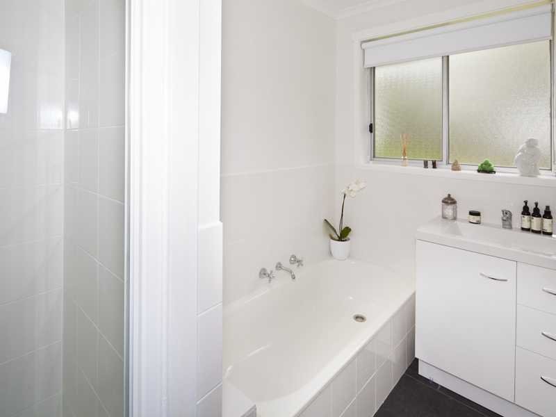 104 Warrenheip Street BUNINYONG 9