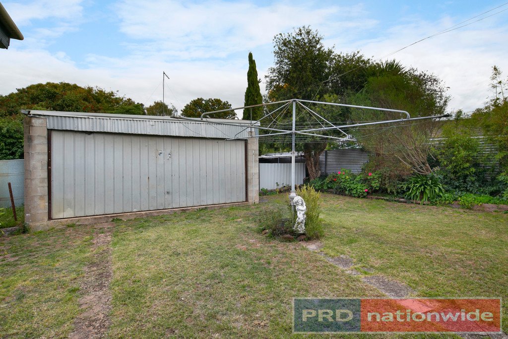 104 Yarrowee Parade REDAN 6