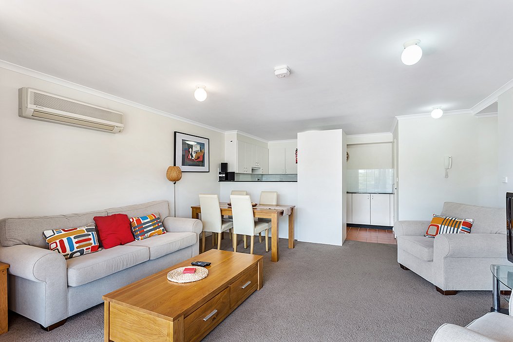 10/40 Horizons Drive SALAMANDER BAY 2