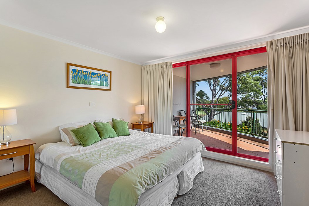 10/40 Horizons Drive SALAMANDER BAY 6