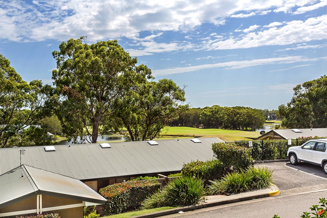 10/40 Horizons Drive SALAMANDER BAY 13