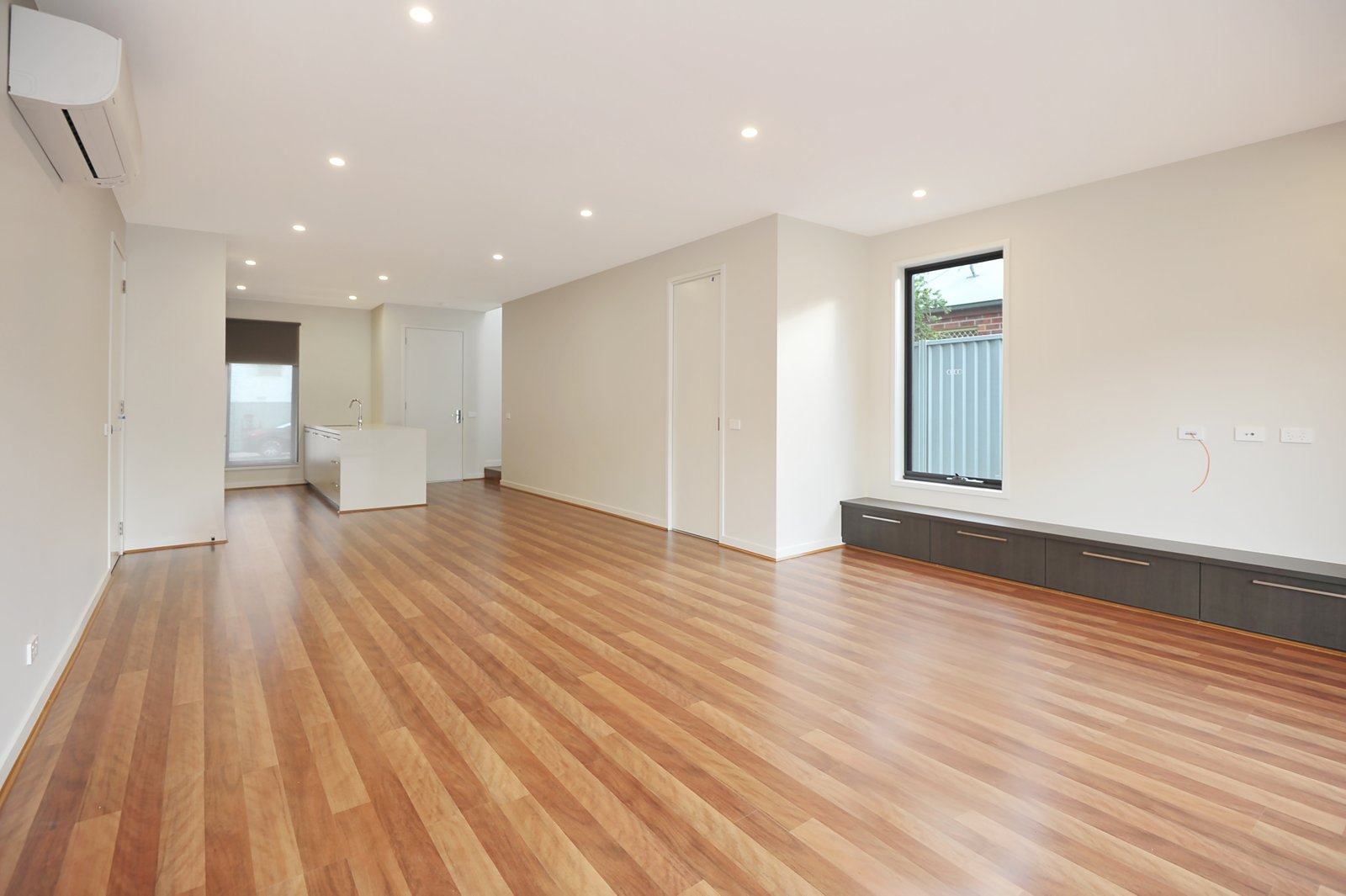 Gallery: 10/408 Drummond Street North