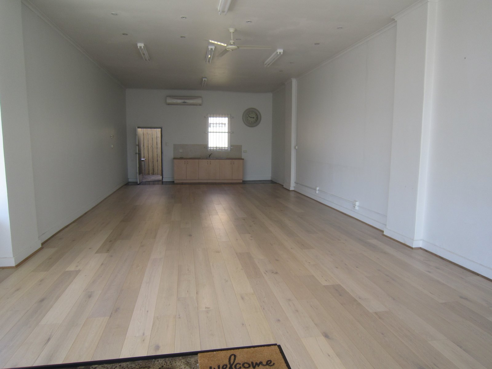 Gallery: 1040B North Road