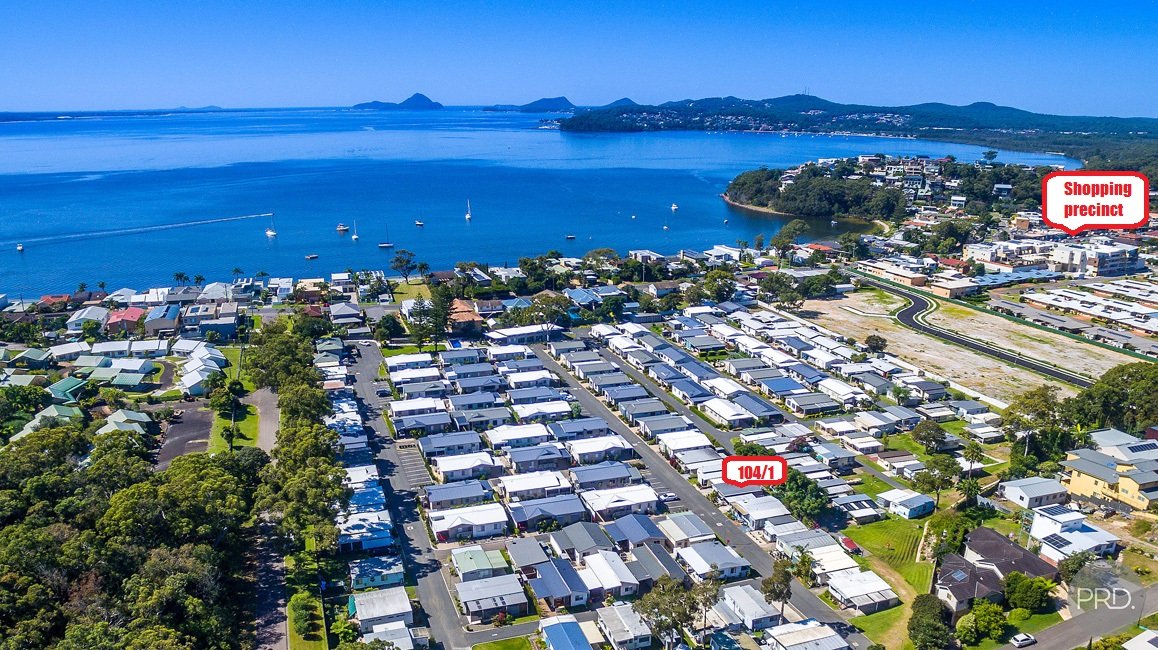 104/1 Fleet Street SALAMANDER BAY 5