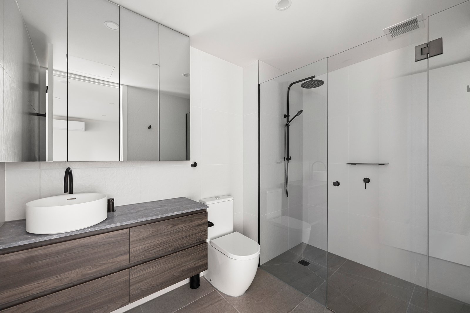 Real Estate and Property in 104/1 Moola Court, Cheltenham, VIC