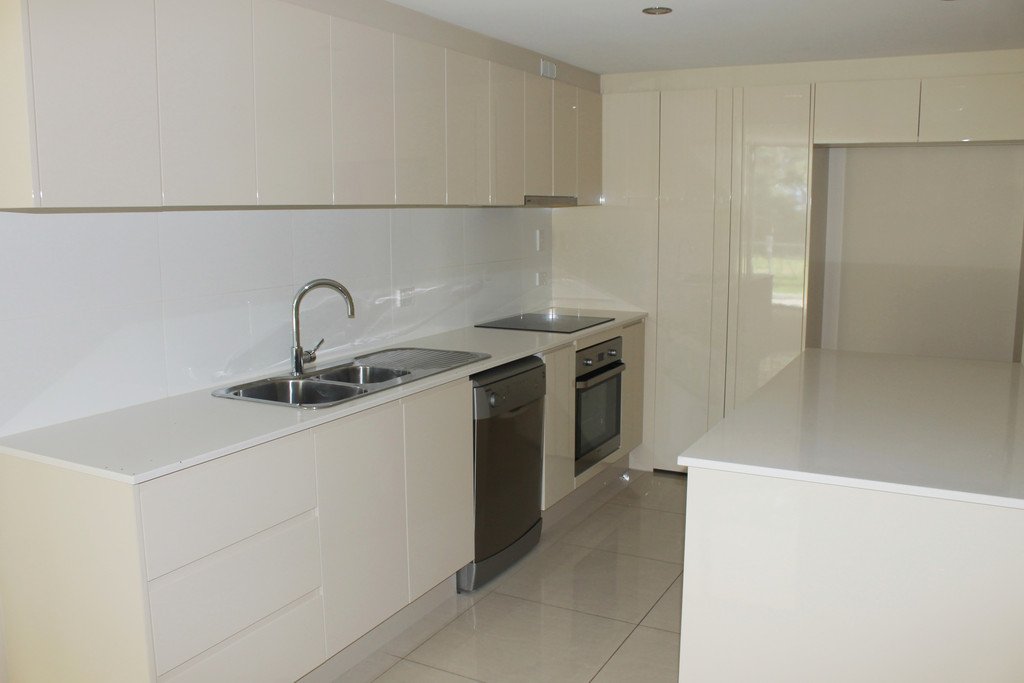 104/10 Wyndham Avenue BOYNE ISLAND 5
