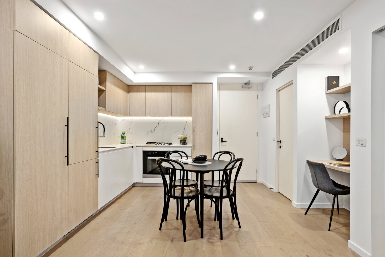Gallery: 104/111 Nott Street