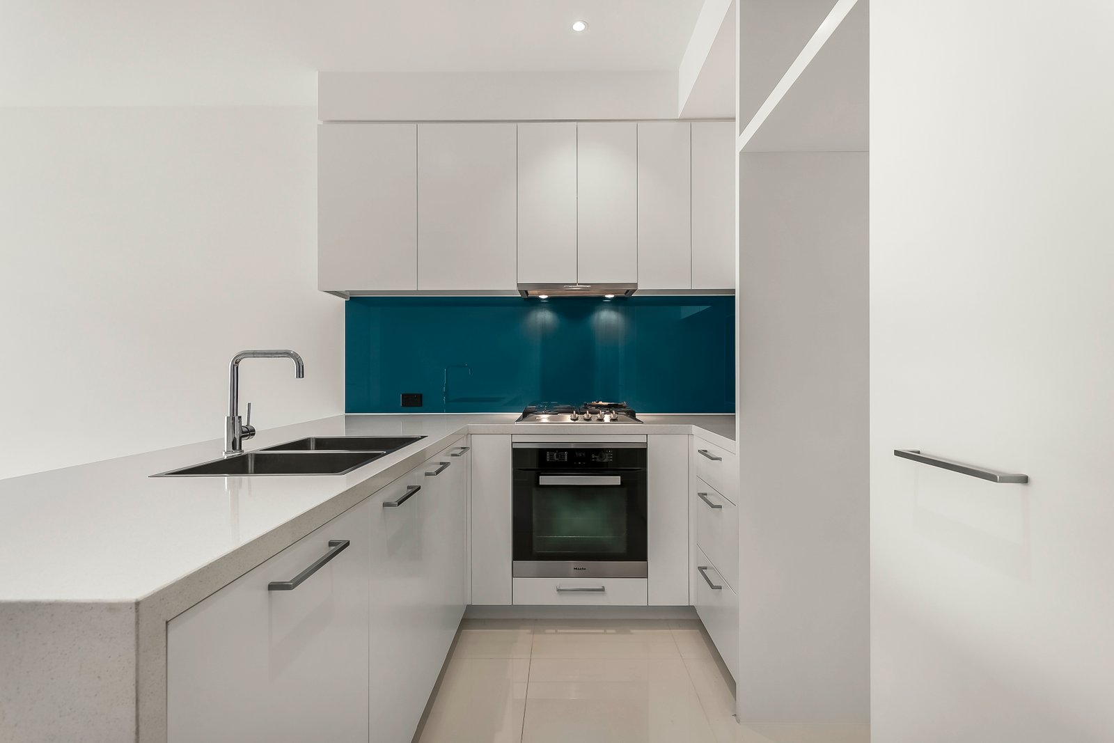 Real Estate and Property in 104/127 Murray Street, Caulfield, VIC