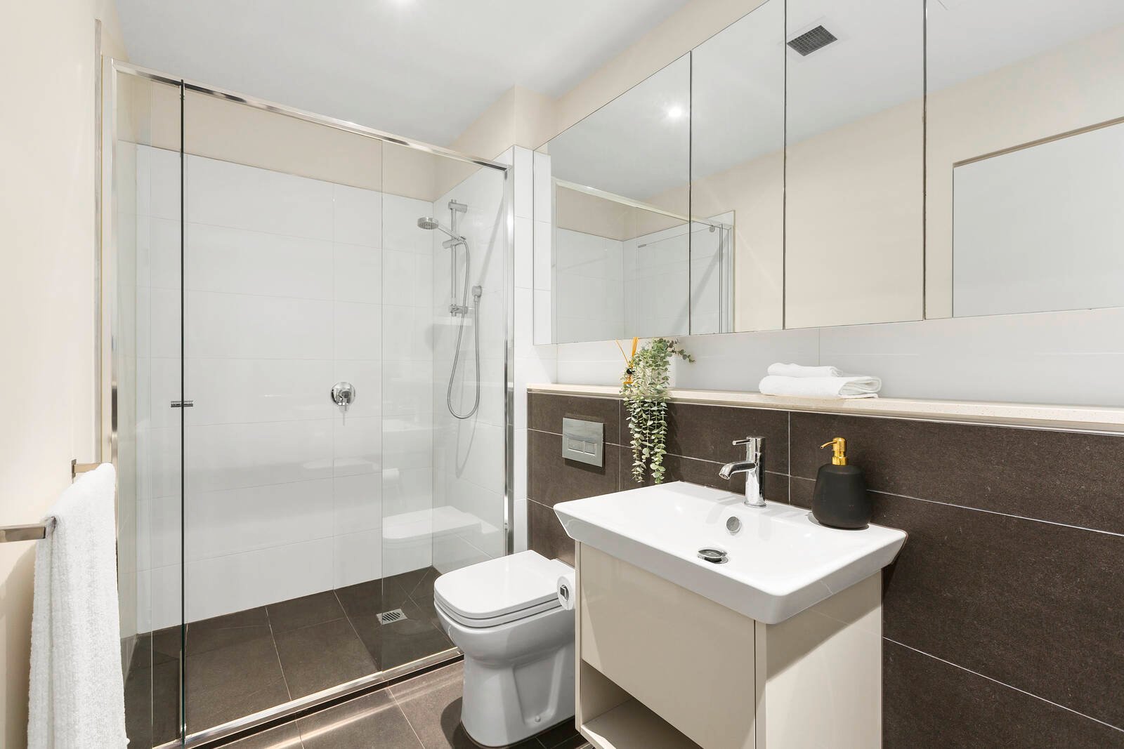 Real Estate and Property in 104/144 McKinnon Road, Mckinnon, VIC