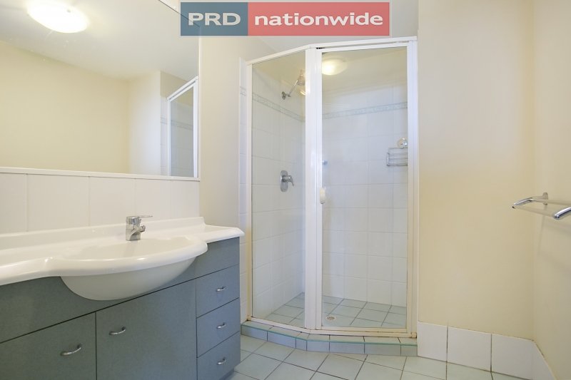 104/148 Marine Parade SOUTHPORT 8