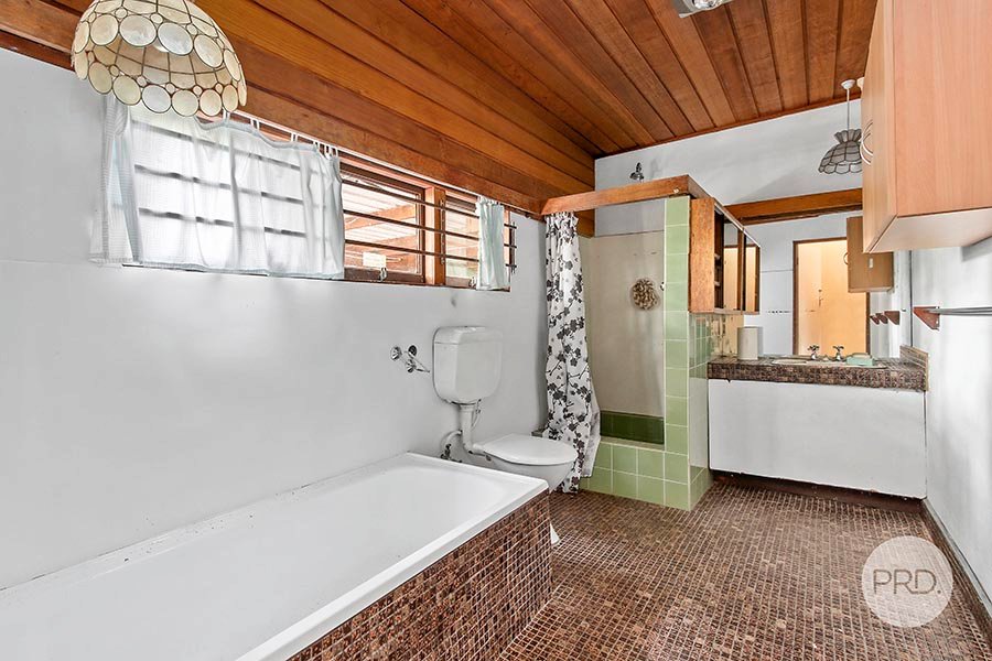 1042 Forest Road LUGARNO 8