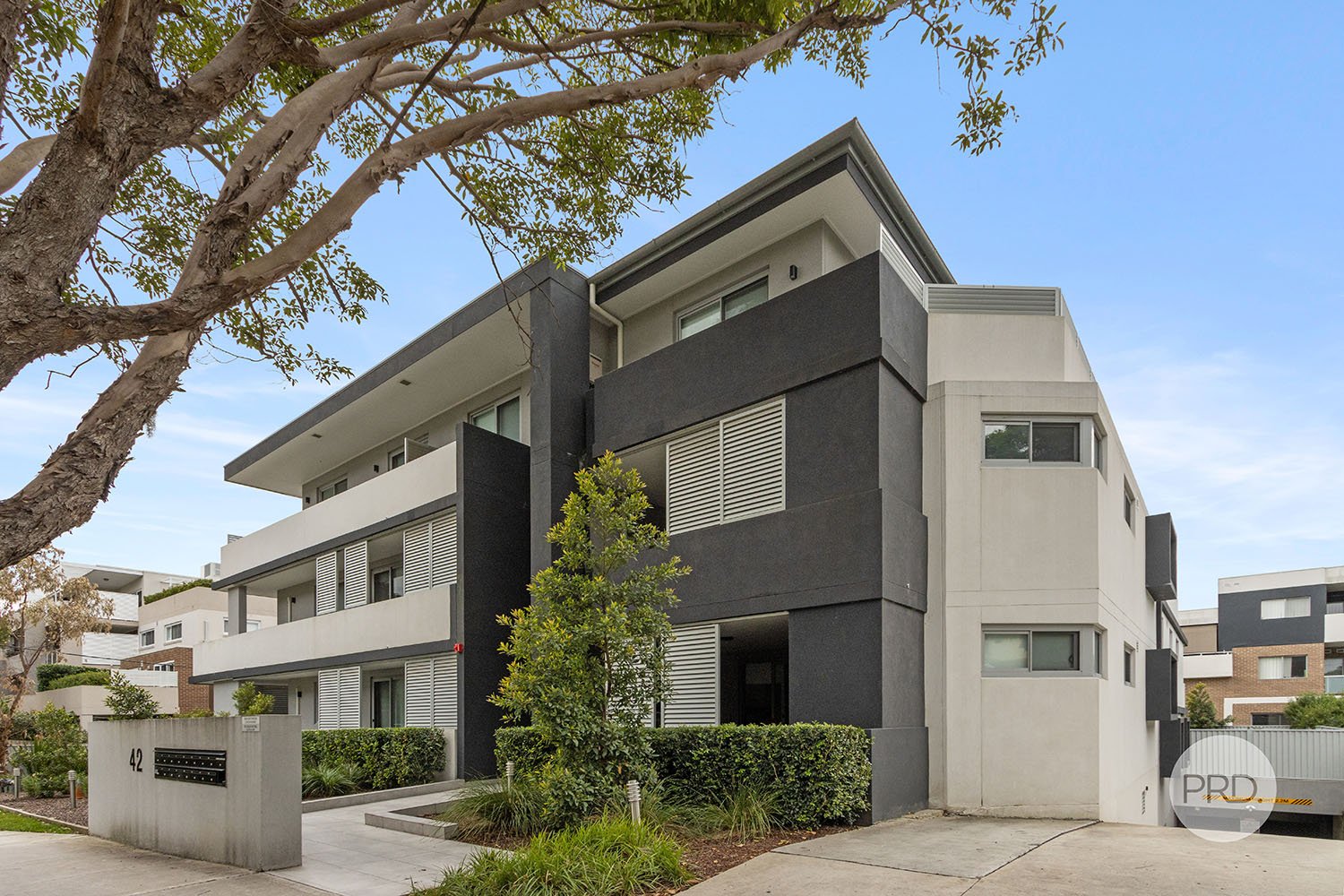 10/42 Lawrence Street PEAKHURST 10