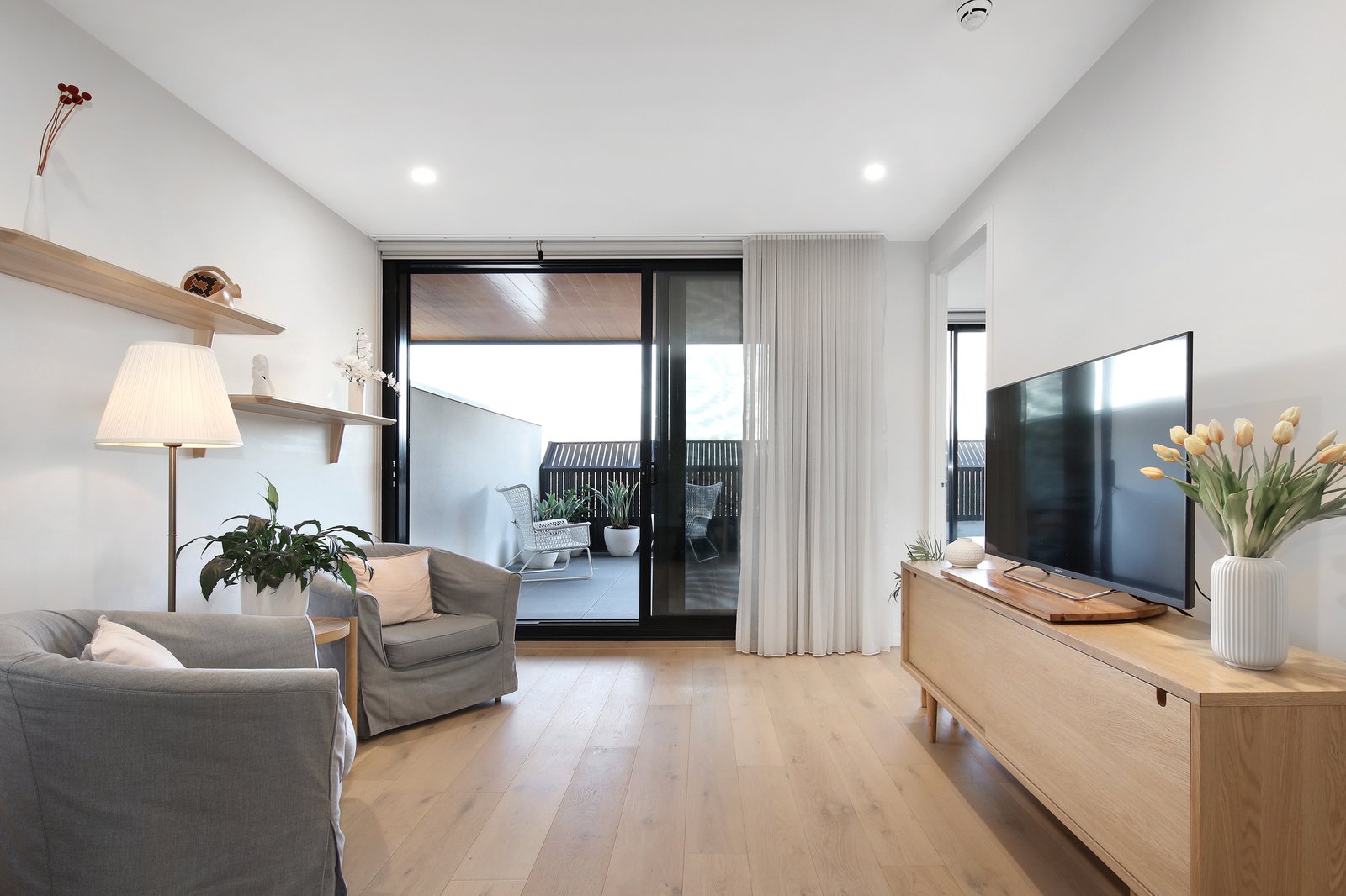 Gallery: 104/215 Chesterville Road