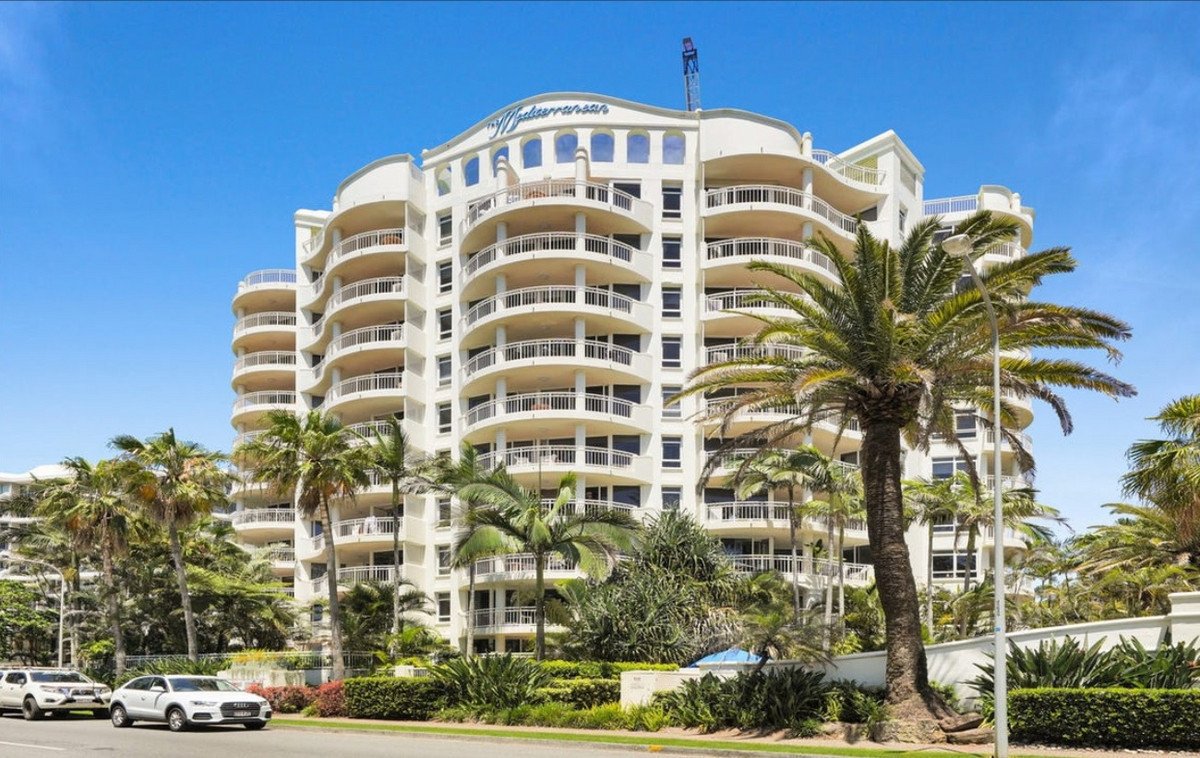 104/220 The Esplanade Burleigh Heads 2