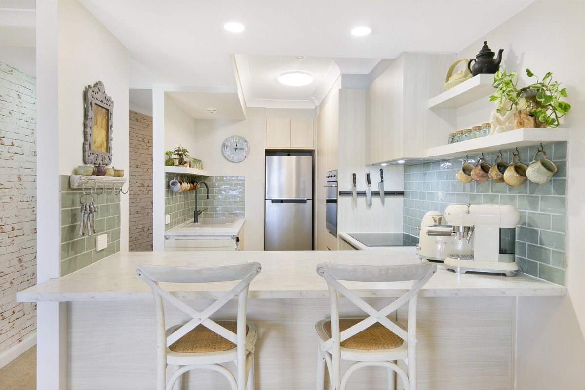 104/220 The Esplanade Burleigh Heads 10