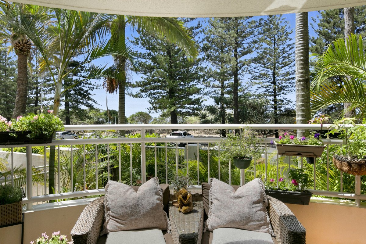 104/220 The Esplanade Burleigh Heads 5
