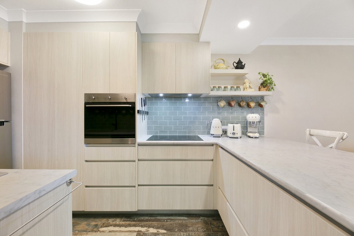 104/220 The Esplanade Burleigh Heads 9