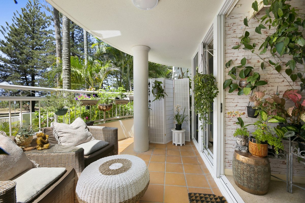 104/220 The Esplanade Burleigh Heads 16