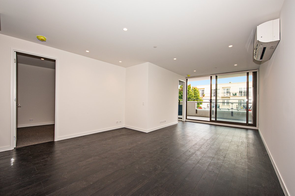 Gallery: 104/240 McKinnon Road