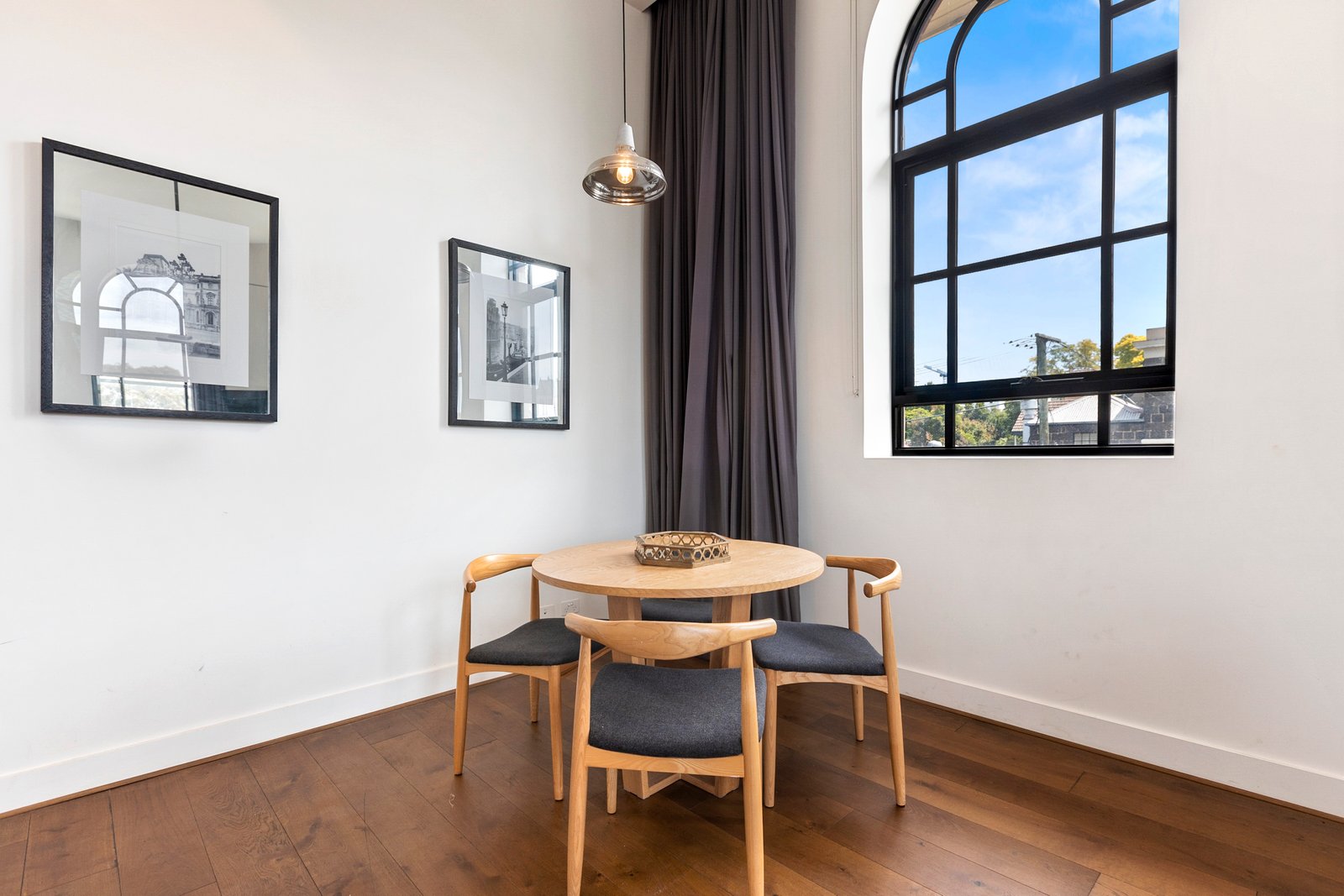 Gallery: 104/312-320 Moorabool Street
