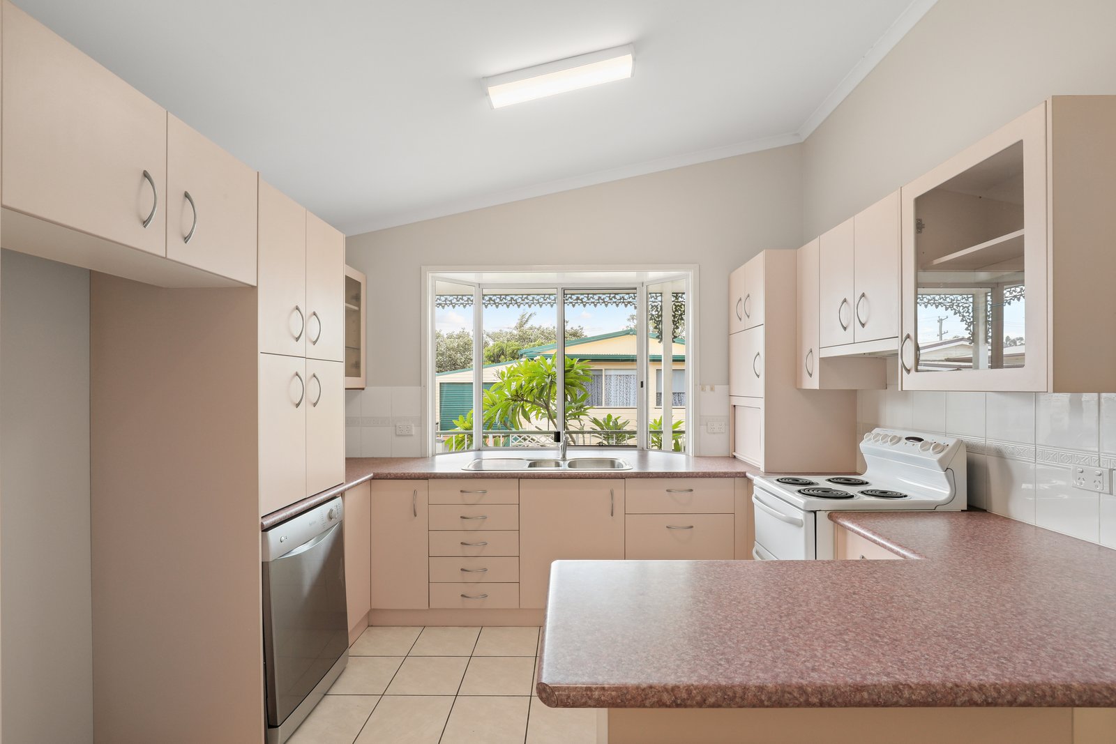 10/4320 Nelson Bay Road ANNA BAY 5