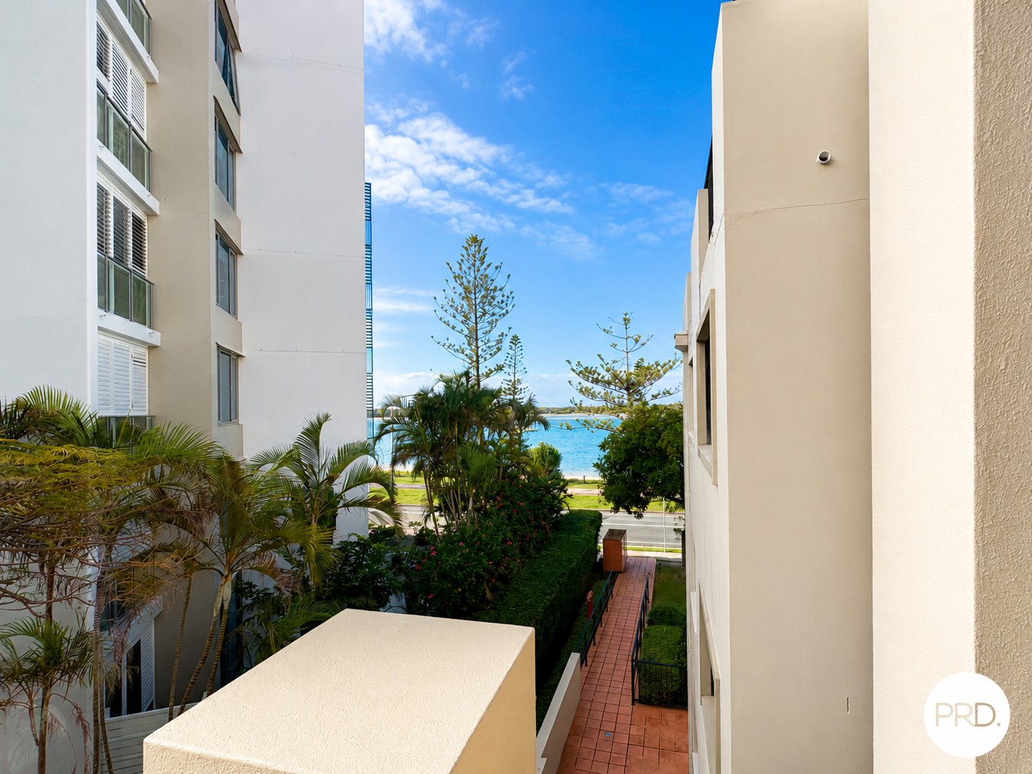10/434 Marine Parade BIGGERA WATERS 3