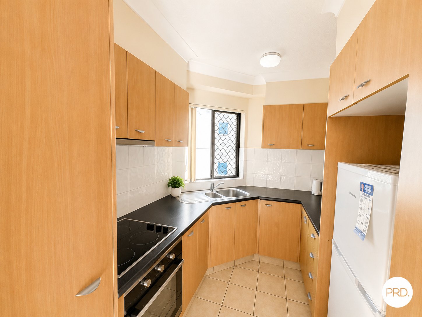 10/434 Marine Parade BIGGERA WATERS 4