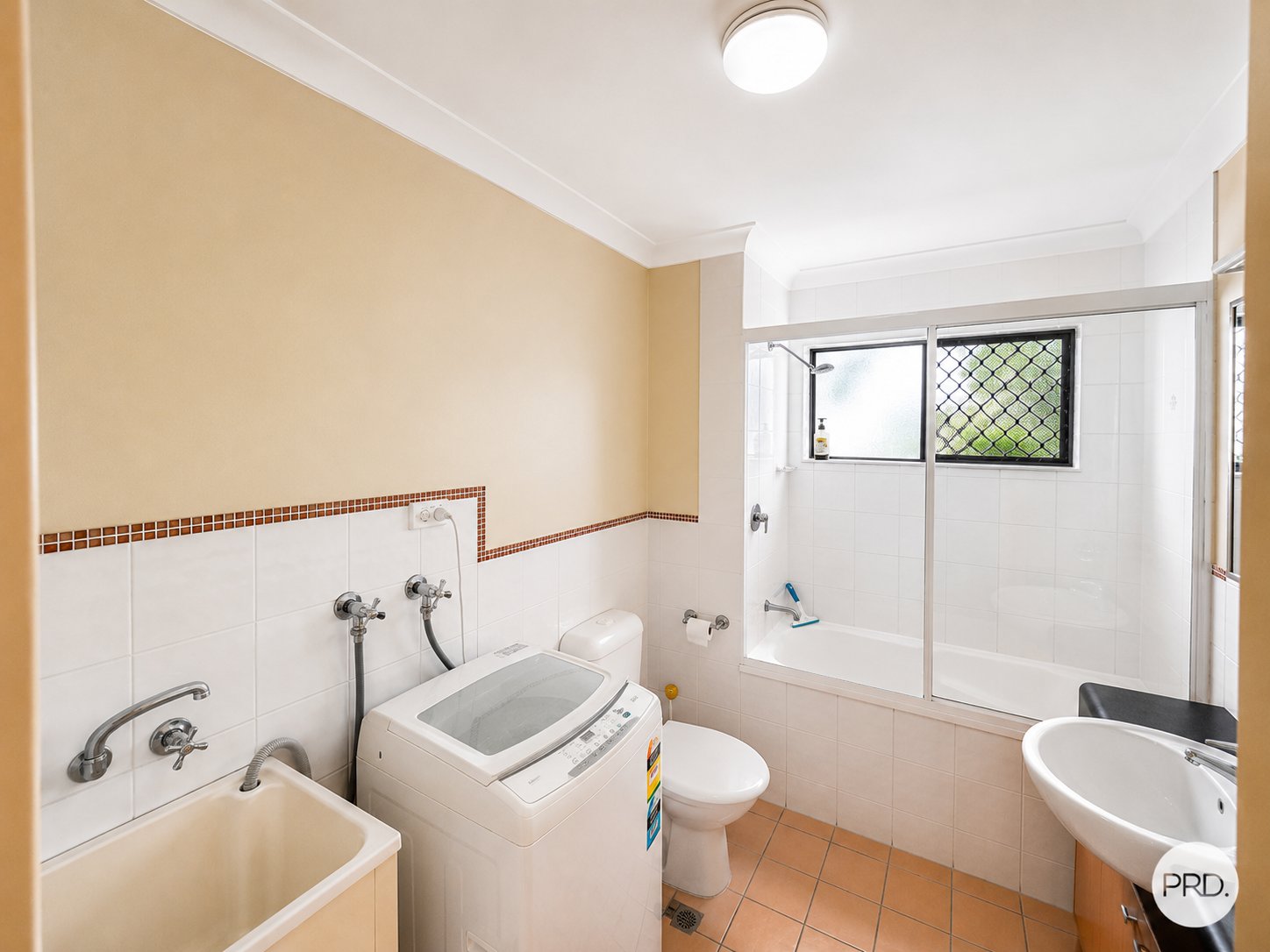 10/434 Marine Parade BIGGERA WATERS 6