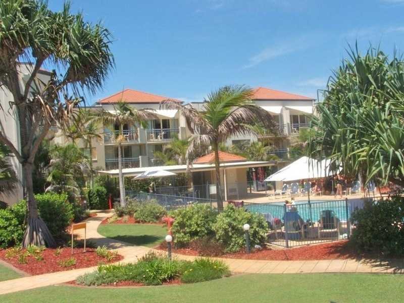 10/437 Golden Four Drive TUGUN 8