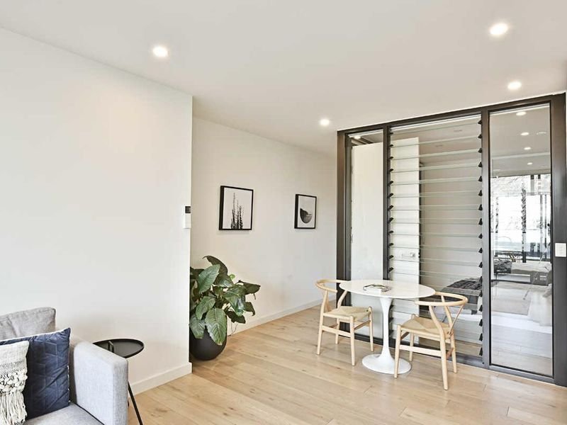 Gallery: 104/405 St Kilda Road