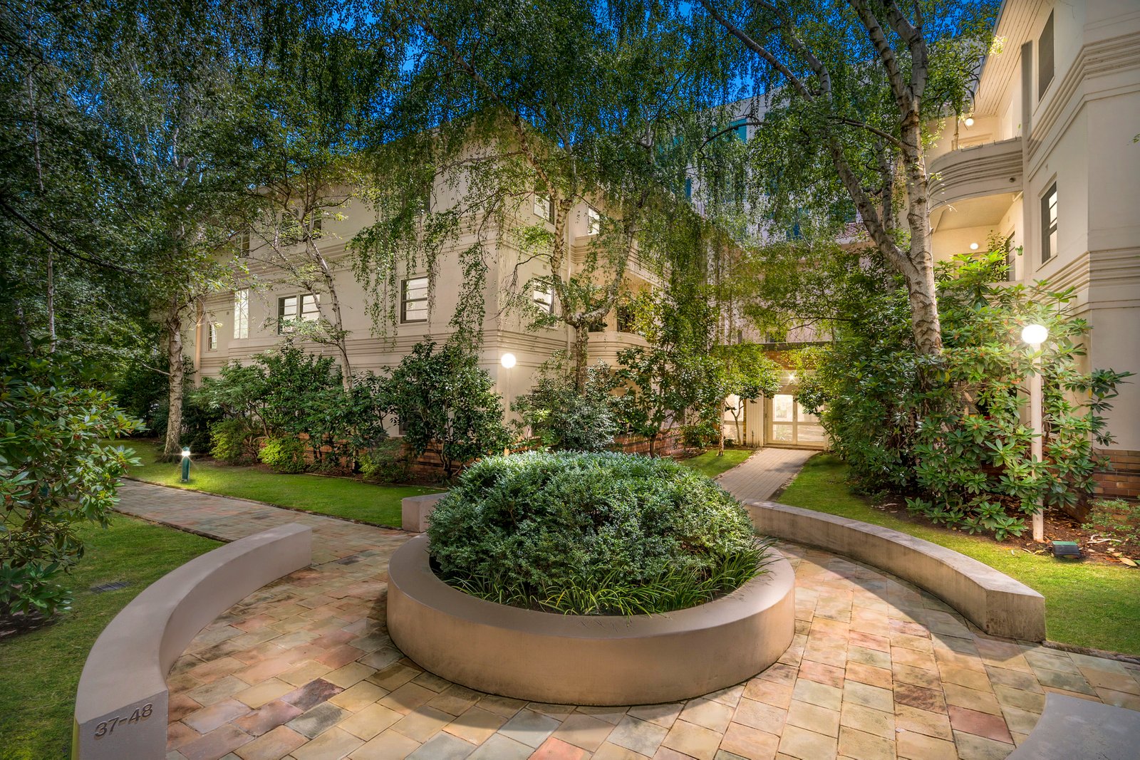 Real Estate and Property in 10/449-453 St Kilda Road, Melbourne, VIC