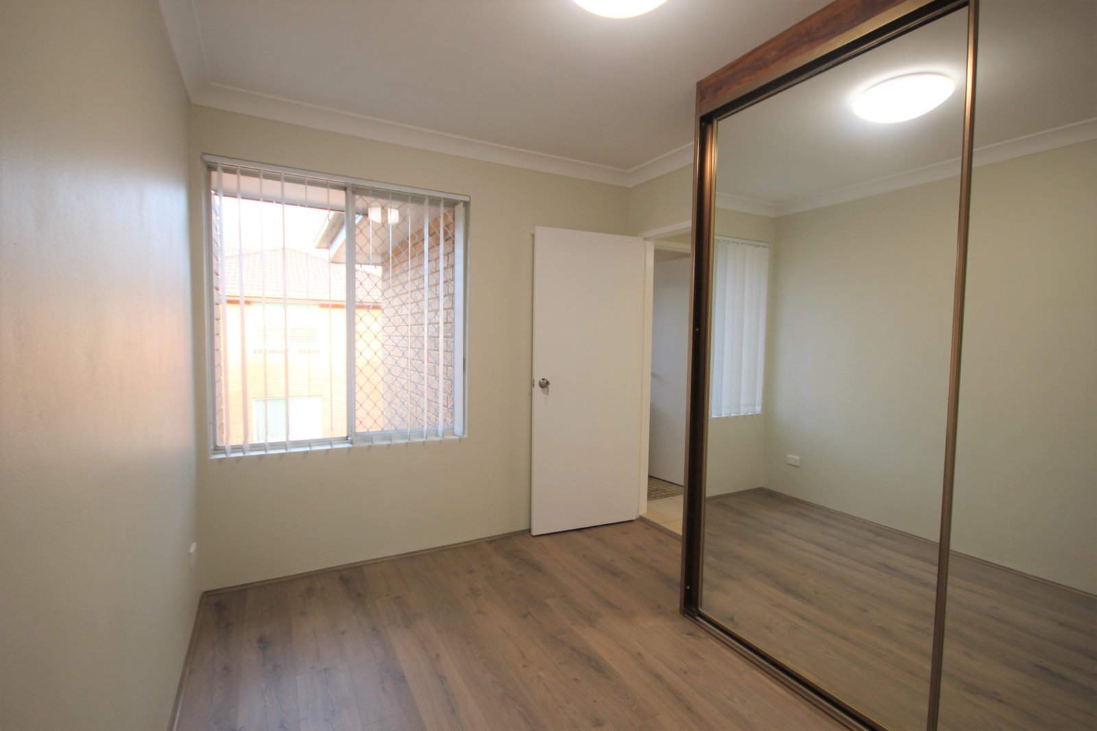 10/45-47 Villiers Street ROCKDALE 4