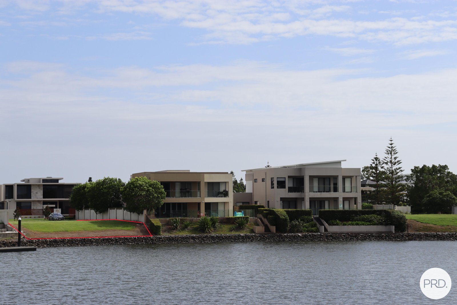 1045 Edgecliff Place SANCTUARY COVE 5