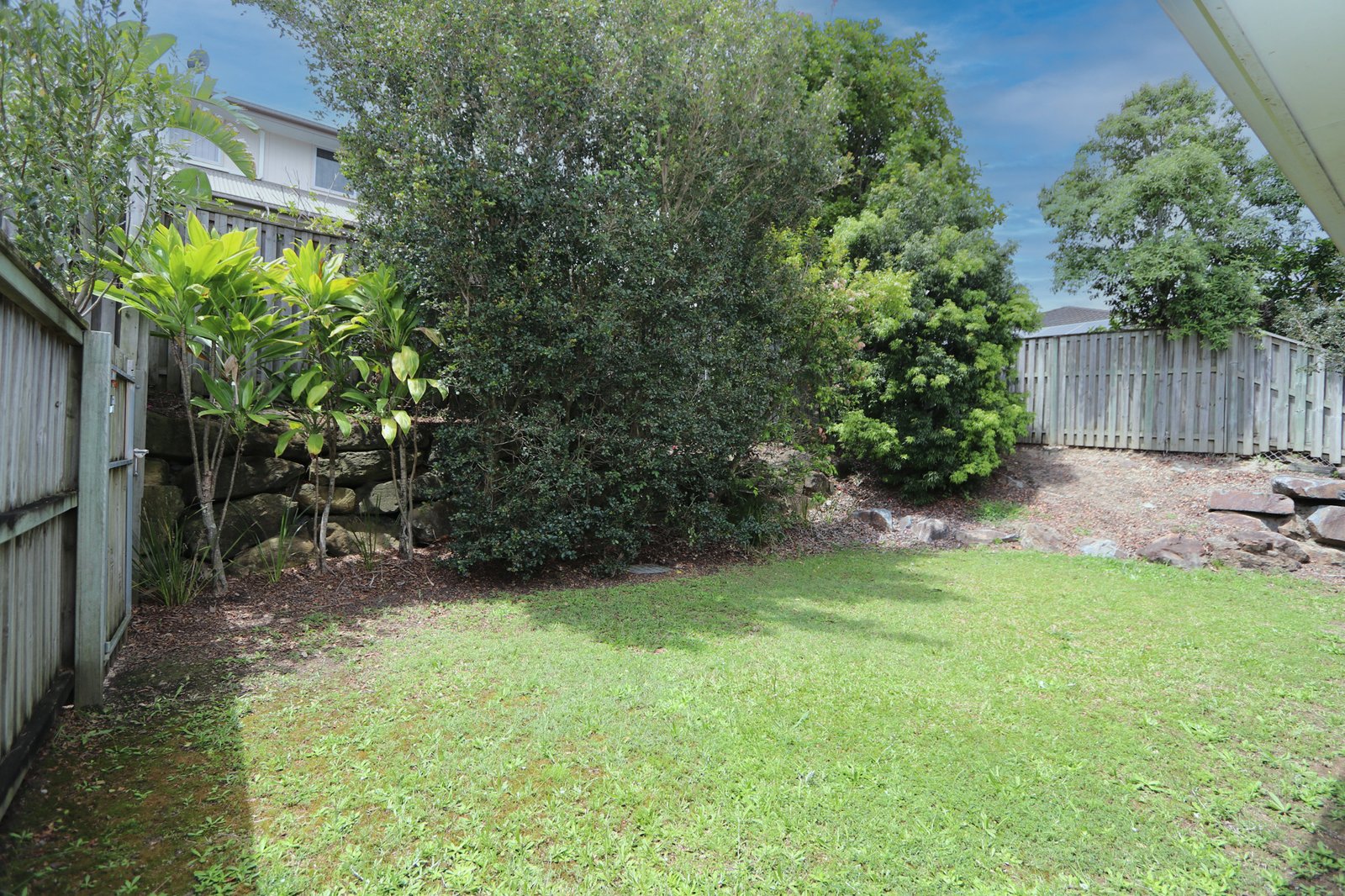 10/46 Buchanan Circuit OXENFORD 3