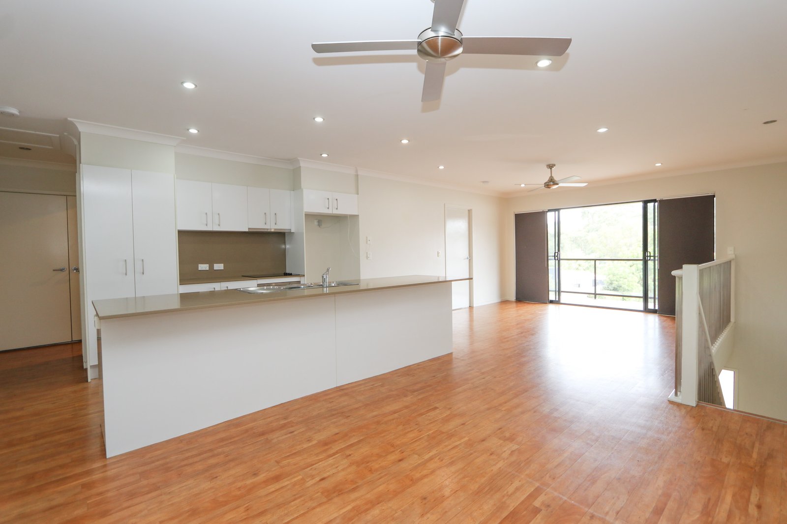 10/46 Buchanan Circuit OXENFORD 4