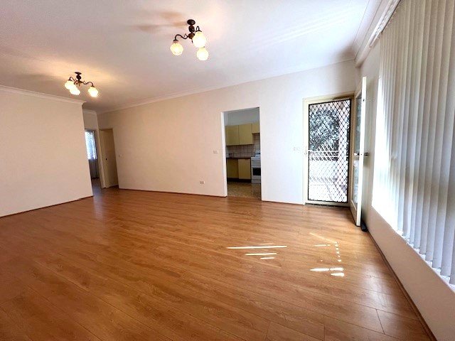 10/47-49 The Avenue HURSTVILLE 1