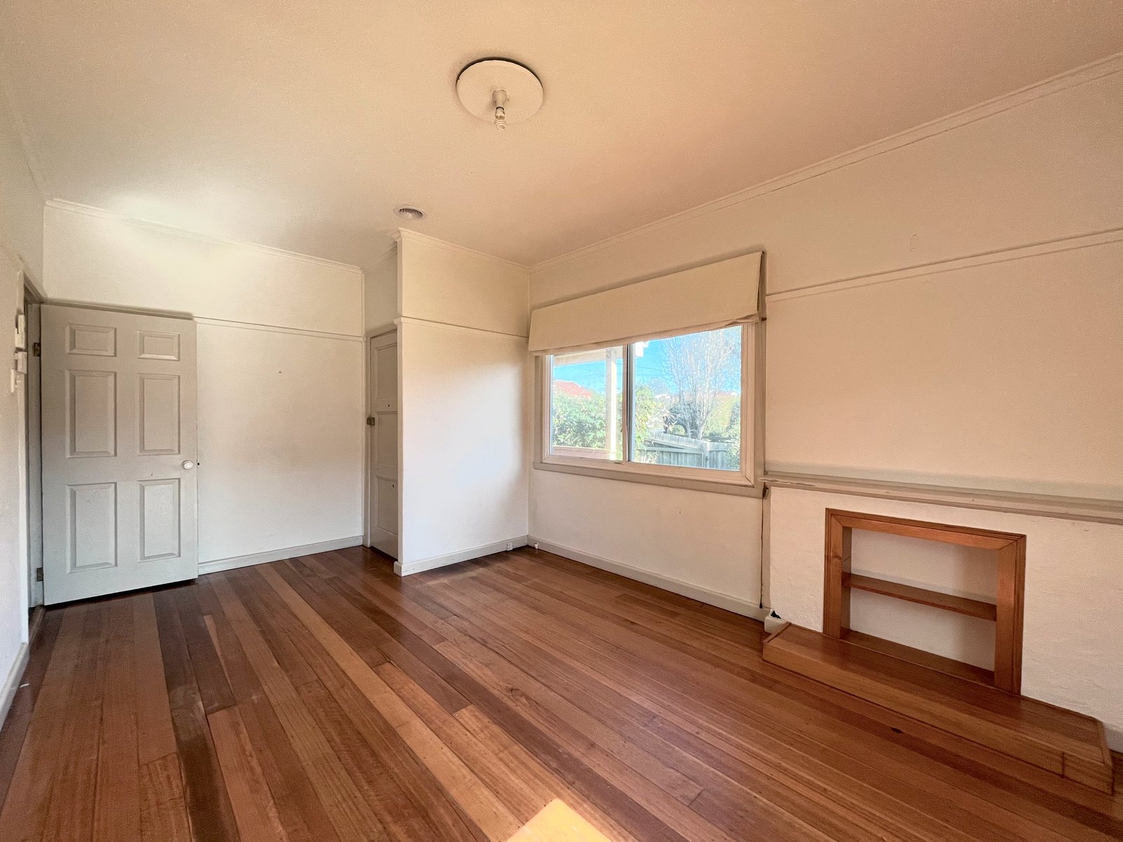 Gallery: 1047 North Road