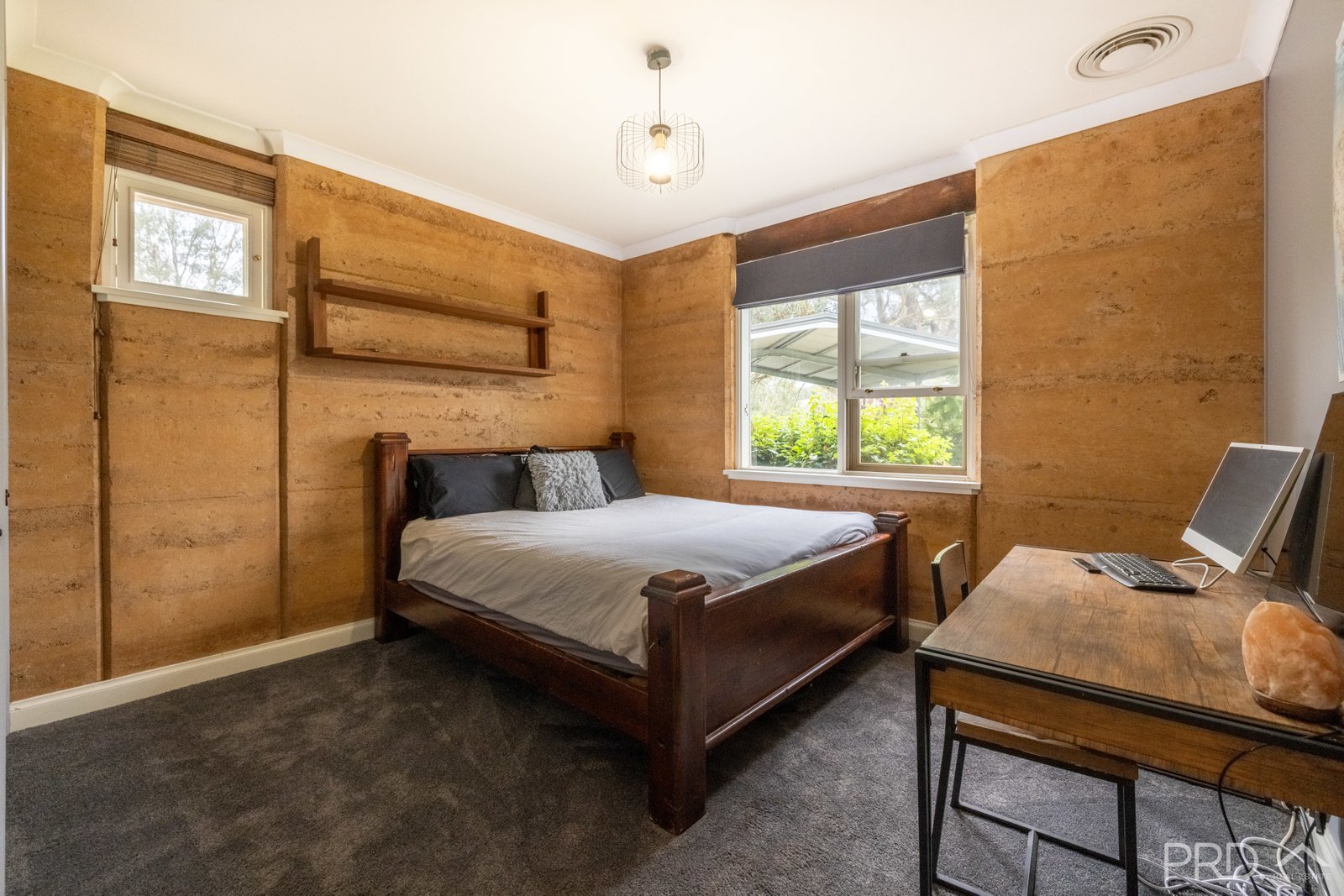 10/477 Wee Jasper Road TUMUT 11