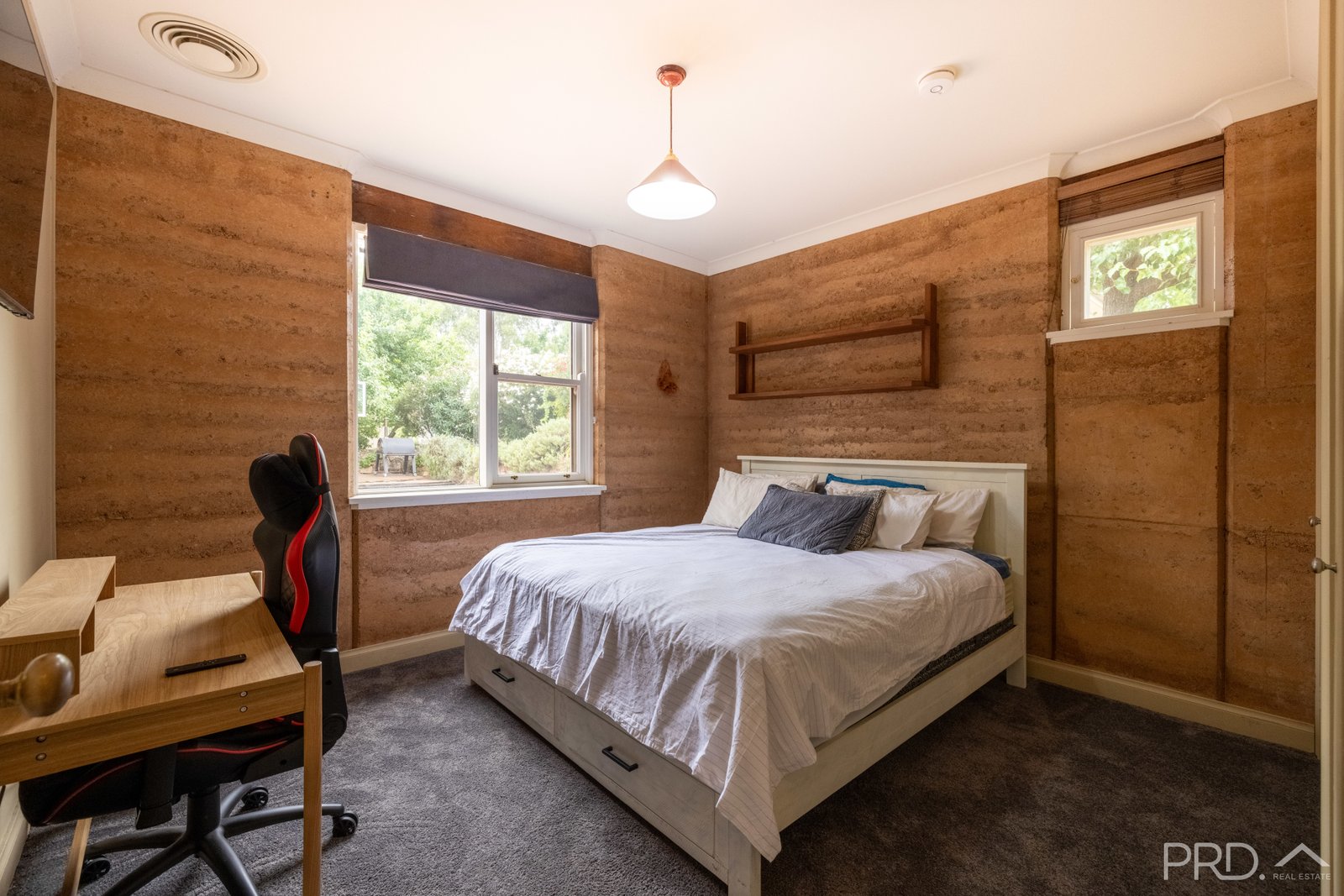 10/477 Wee Jasper Road TUMUT 12