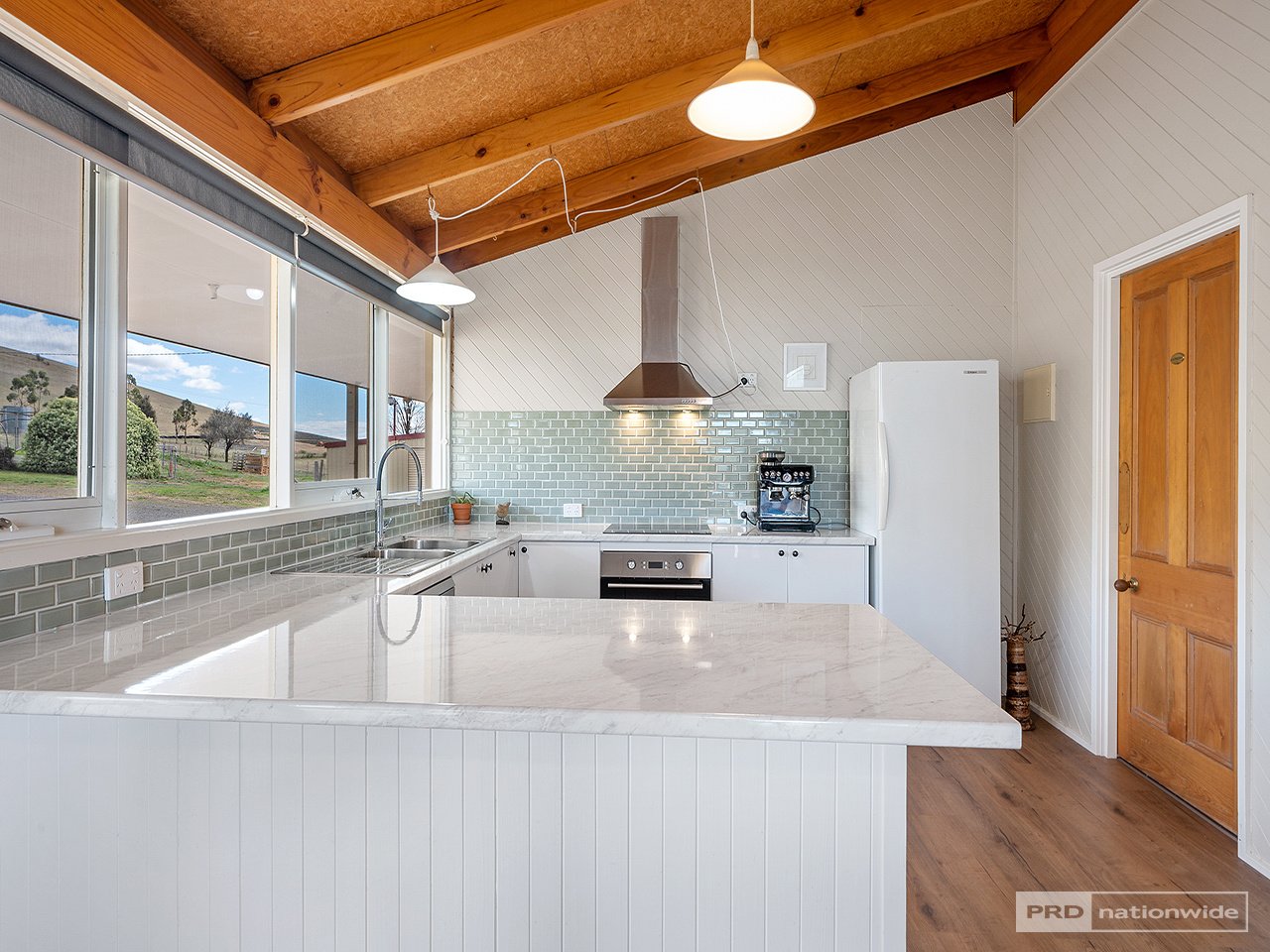 1048 Back Tea Tree Road TEA TREE 3