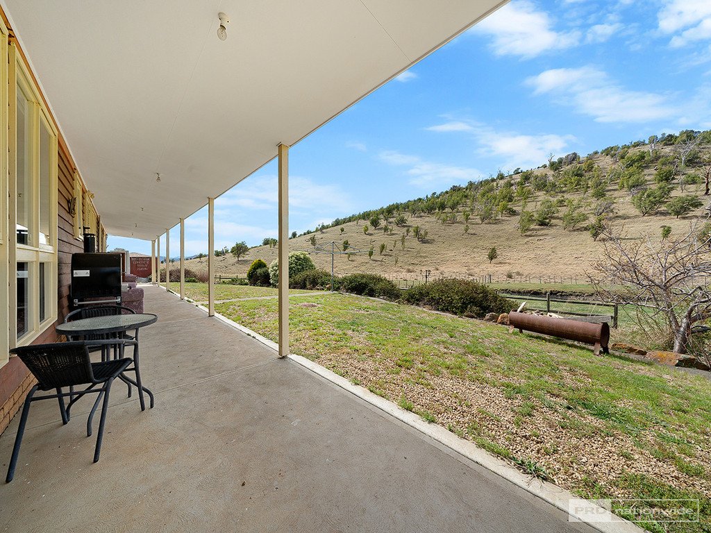 1048 Back Tea Tree Road TEA TREE 21