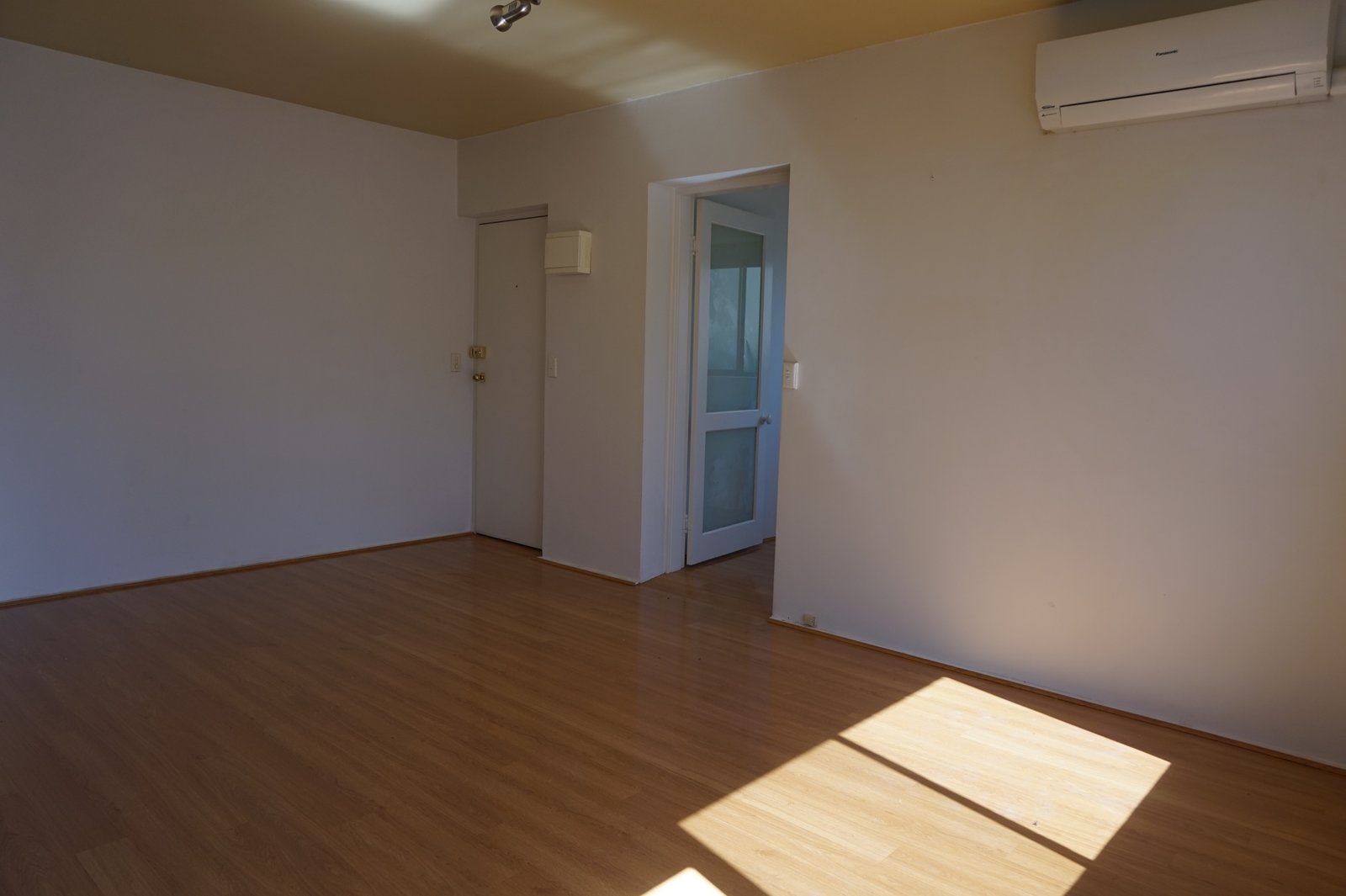 Gallery: 10/48 Moonya Road