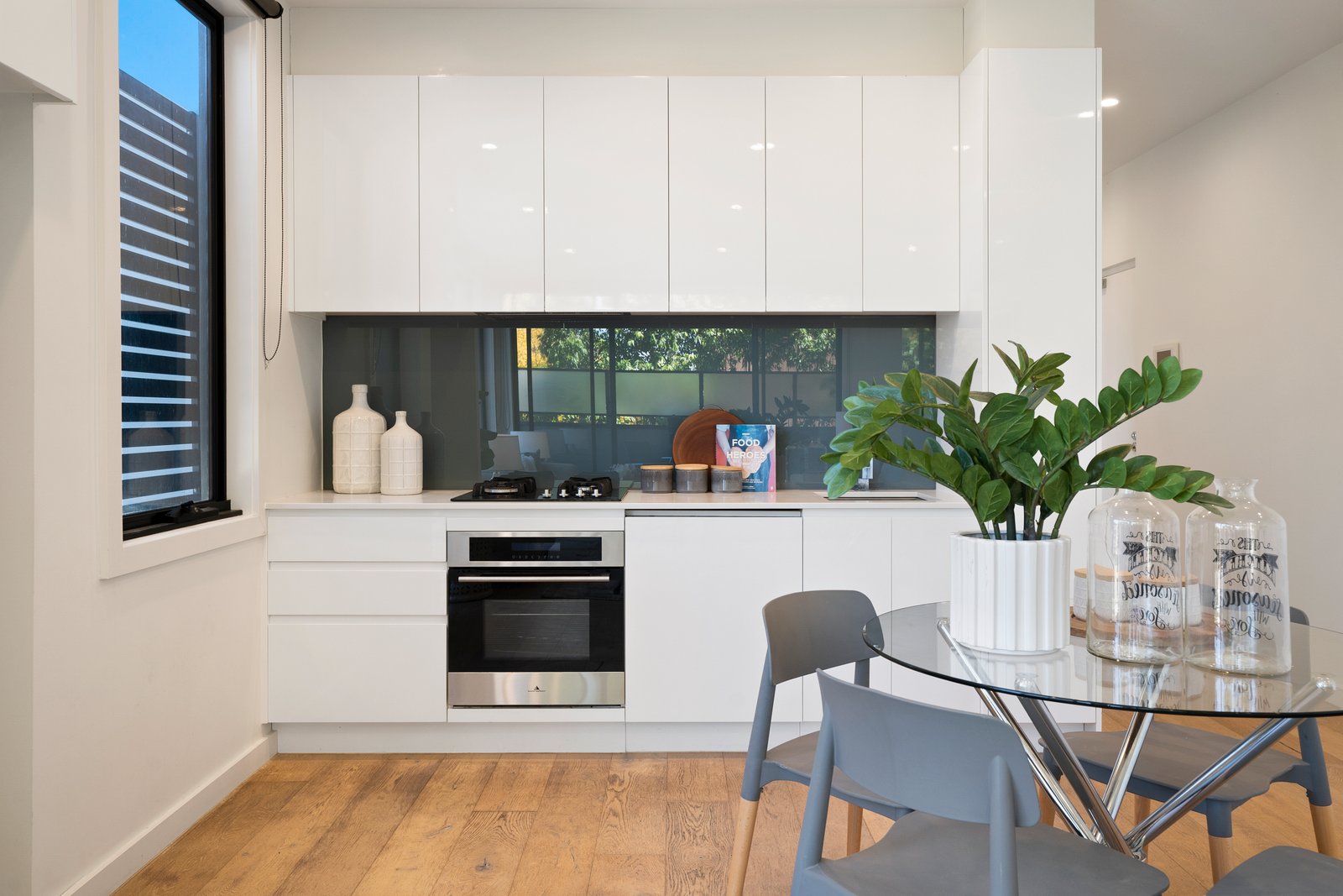 Gallery: 104/8 Railway Crescent