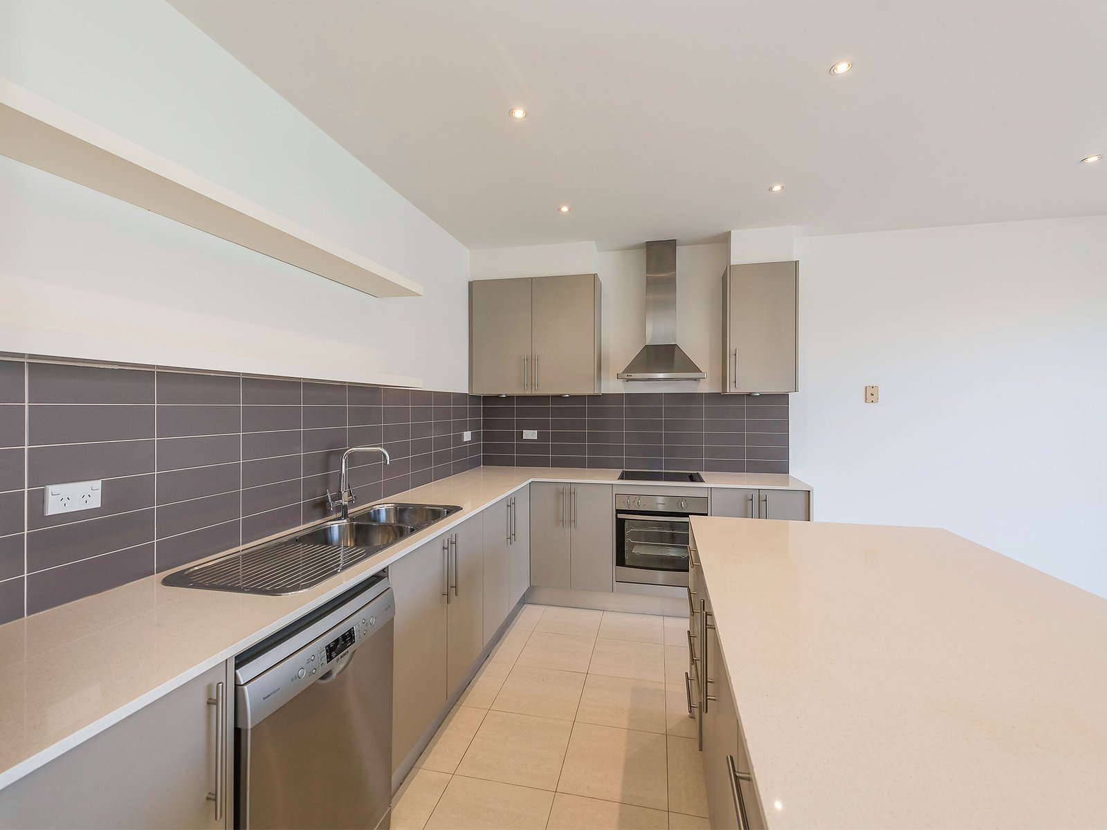 Gallery: 10/487 Highett Road