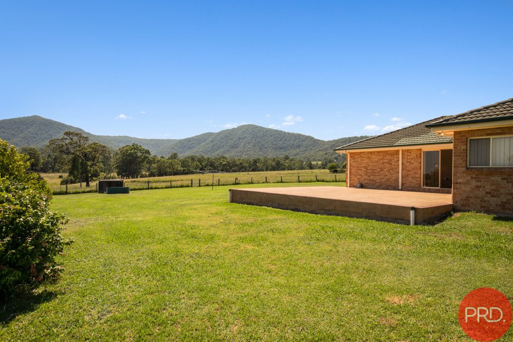 1049 Leggetts Drive MOUNT VINCENT 18